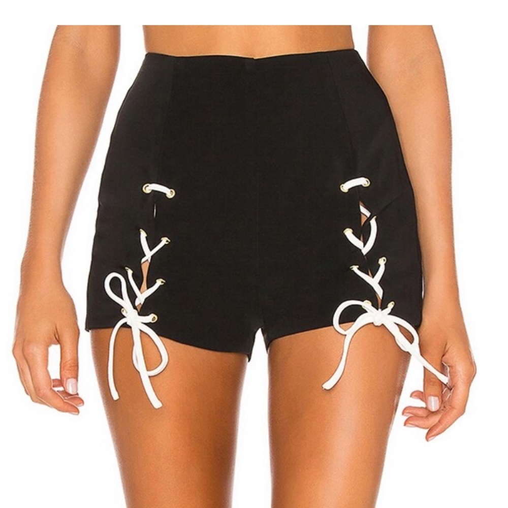 Hours tie up shorts